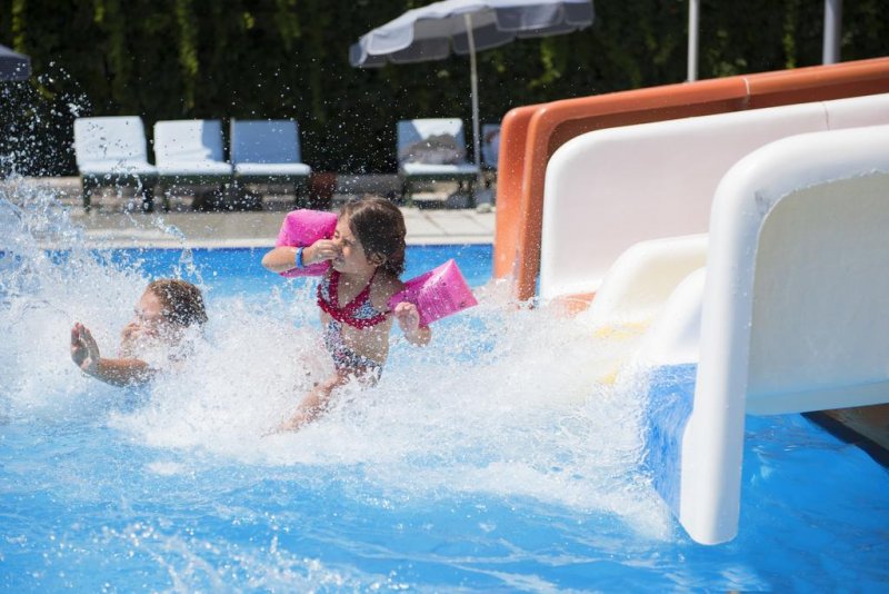 Sailors Beach Club - Снимка 11