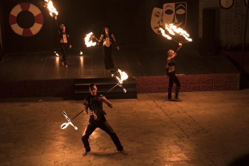 Sailors Beach Club - Снимка 3