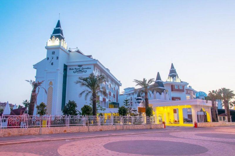 Side Royal Paradise - Снимка 11