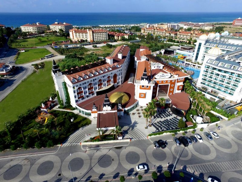 Side Royal Paradise - Снимка 7