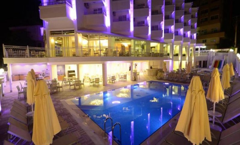 Ideal Piccolo Hotel - Снимка 9