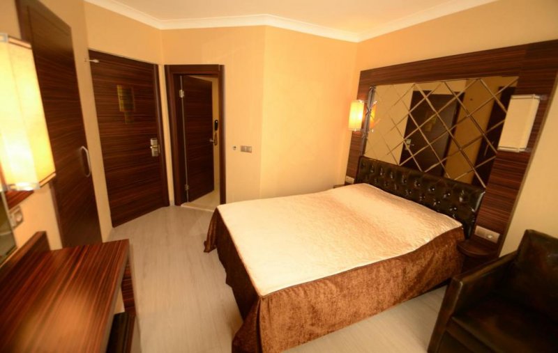 Ideal Piccolo Hotel - Снимка 1