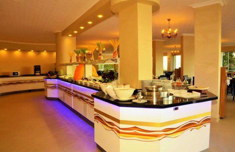 Ideal Panorama Hotel - Снимка 4