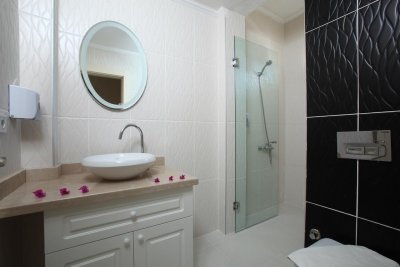 Summer Garden Apart Hotel - Снимка 2