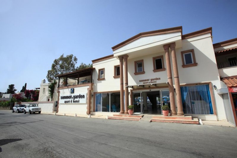 Summer Garden Apart Hotel - Снимка 3