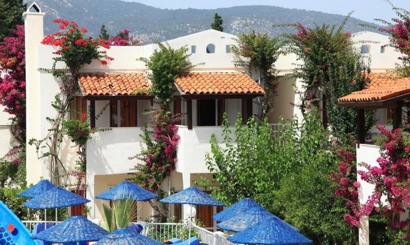 Summer Garden Apart Hotel - Снимка 7