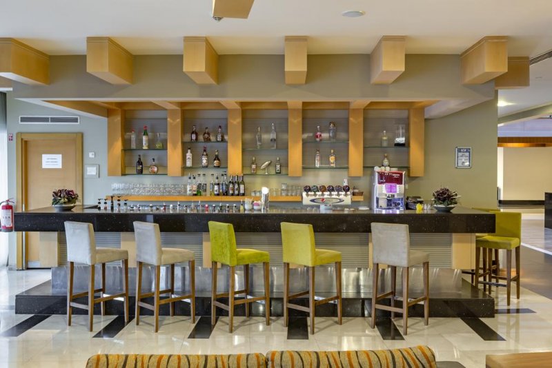 Royal Wings Hotel - Снимка 10