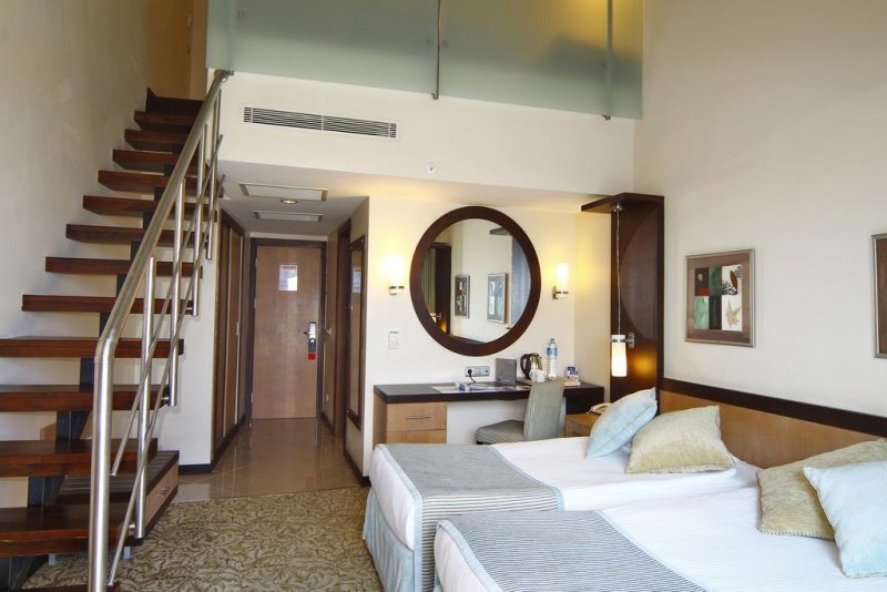 Royal Wings Hotel - Снимка 8