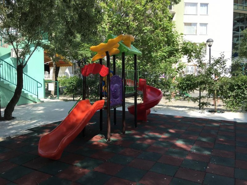 Хотел Олеандър Хаус и тенис клуб - Снимка 5