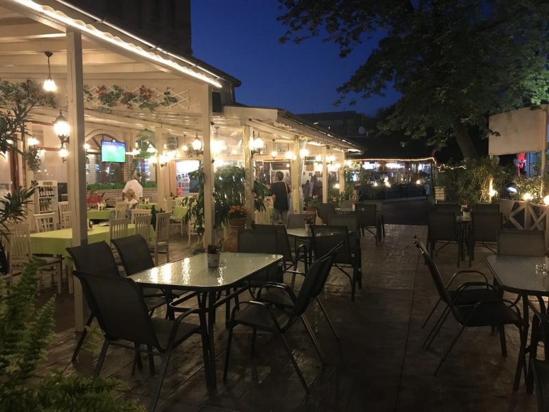 Хотел Олеандър Хаус и тенис клуб - Снимка 1