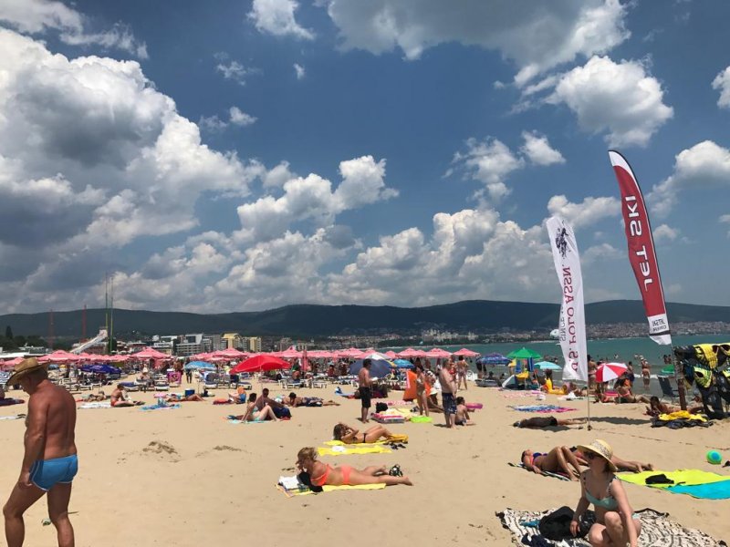 Хотел Олеандър Хаус и тенис клуб - Снимка 4