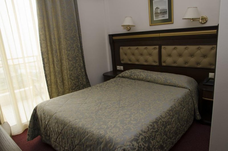 Santa Beach Hotel - Снимка 11