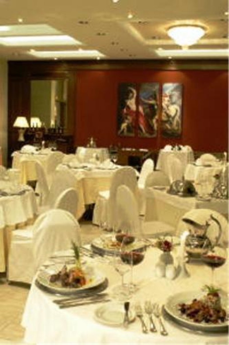 Santa Beach Hotel - Снимка 10