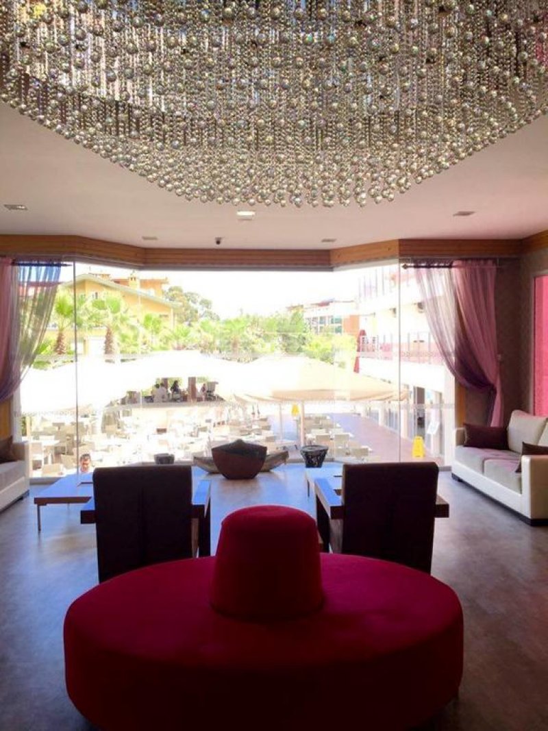 Ideal Pearl Hotel - Снимка 2