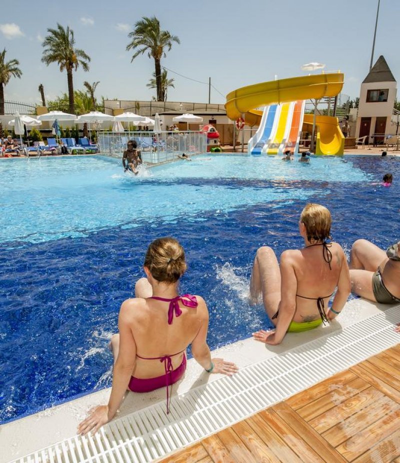 Dream World Resort & Spa - Снимка 2