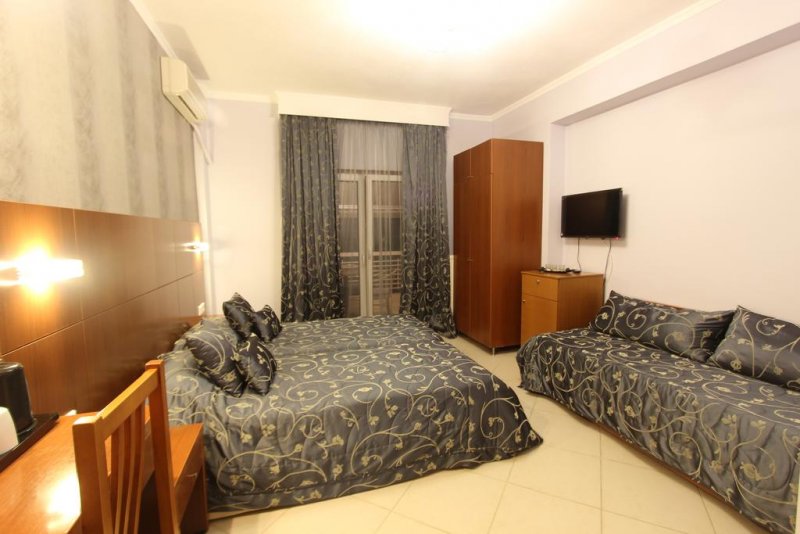 Hotel Mallas - Снимка 9