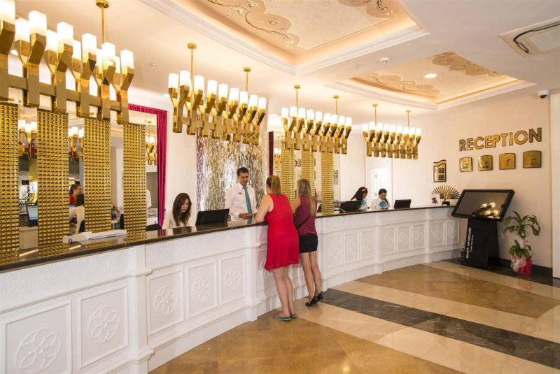 Dream World Aqua - Снимка 9