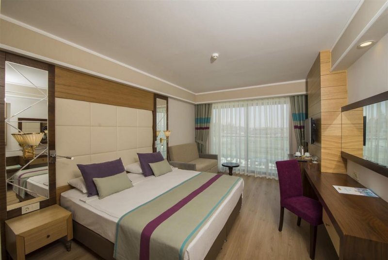 Dream World Aqua - Снимка 5