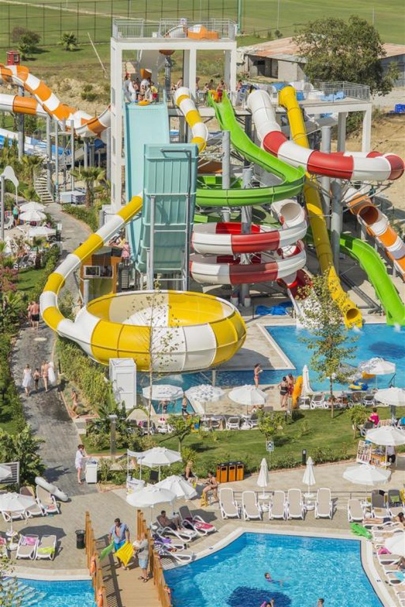 Dream World Aqua - Снимка 1