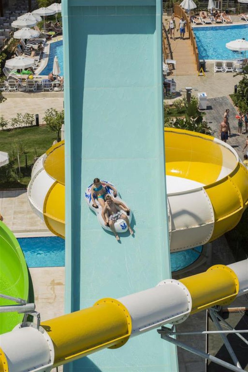 Dream World Aqua - Снимка 3