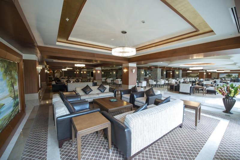 Crystal Family Resort & Spa - Снимка 9