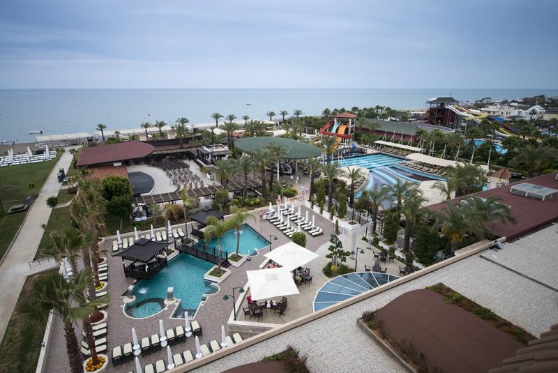 Crystal Family Resort & Spa - Снимка 1