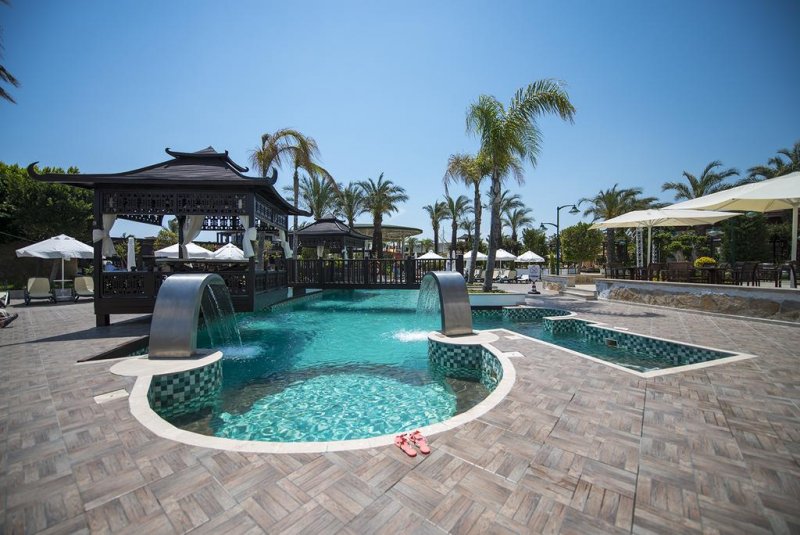 Crystal Family Resort & Spa - Снимка 10