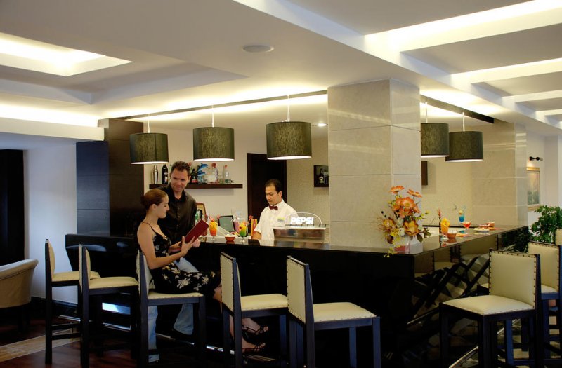 Monachus Hotel & Spa - Снимка 1