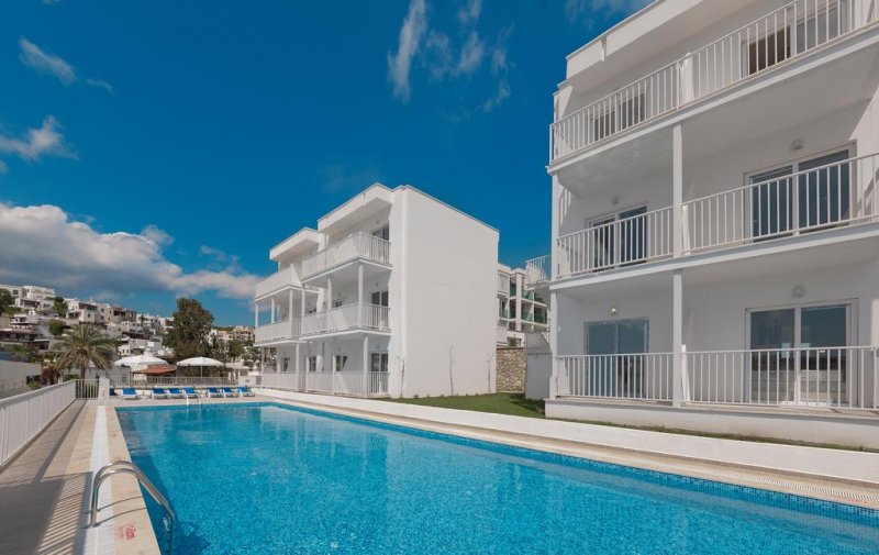 Bodrum Beach Resort - Снимка 9