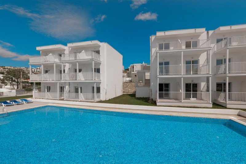 Bodrum Beach Resort - Снимка 2