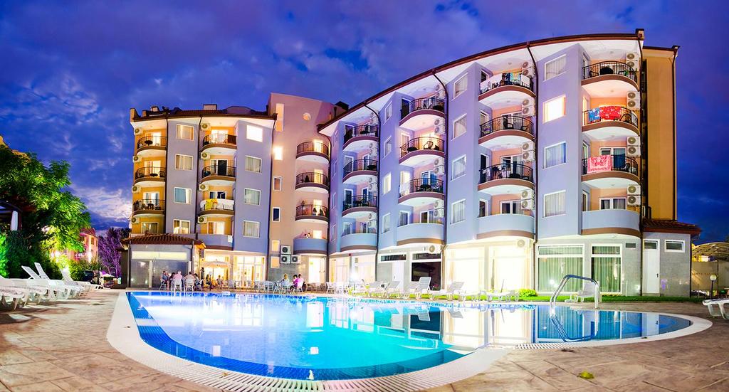 All Inclusive + басейн за цяло лято в НОВИЯ, луксозен хотел Sunny Beauty Palace, Сл. бряг - Снимка 