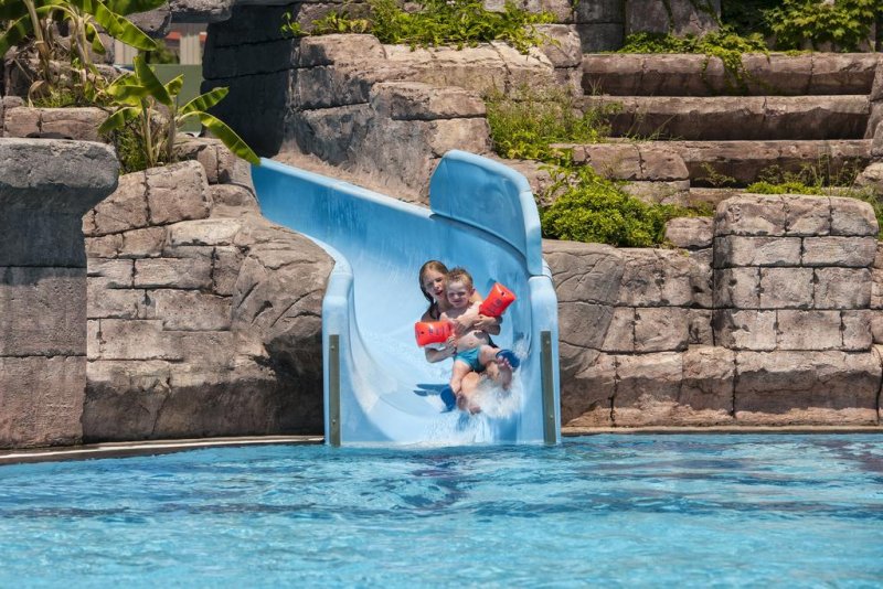 Club Mega Saray - Снимка 1