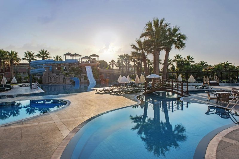 Club Mega Saray - Снимка 3