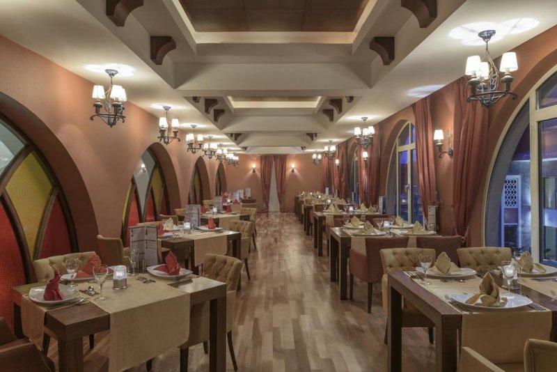 Club Mega Saray - Снимка 7