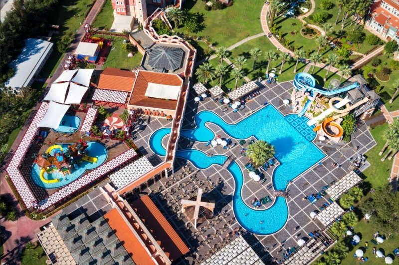 Club Mega Saray - Снимка 2