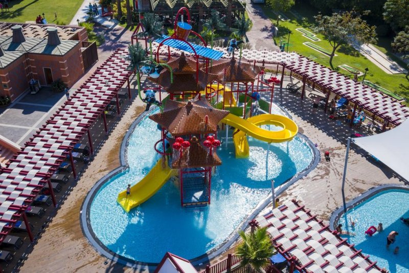 Club Mega Saray - Снимка 9