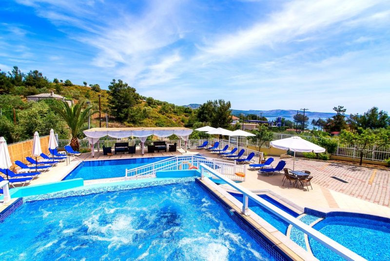 Diamond Hotel - Снимка 9