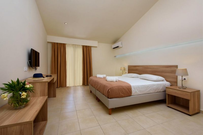 Olympion Village - Снимка 1