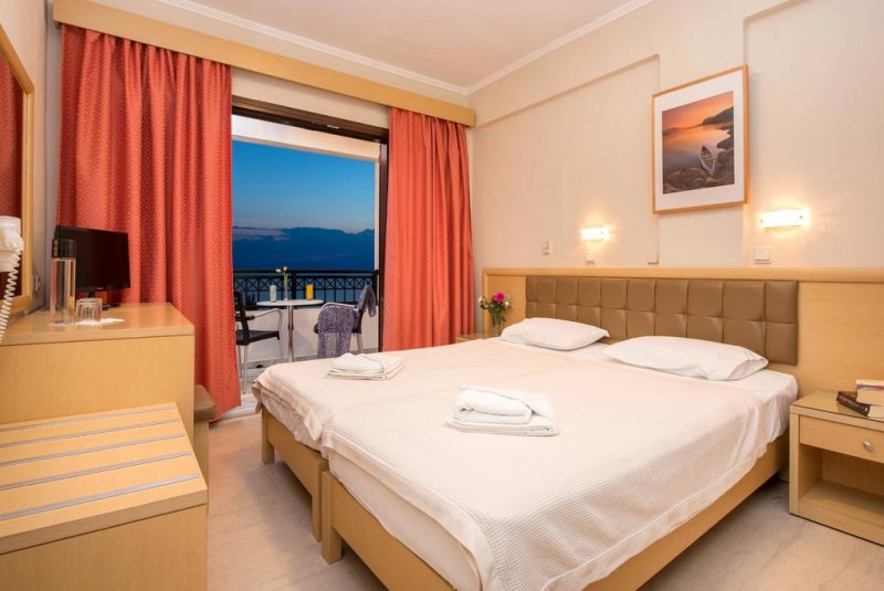 Hotel Villa Natassa - Снимка 4