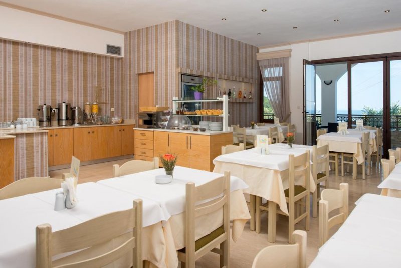 Hotel Villa Natassa - Снимка 9