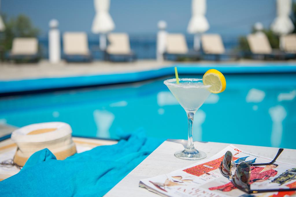 Септември на о. Тасос, Гърция! Нощувка на човек със закуска и вечеря + басейн в хотел Хотел Natassa***, Скала Потамия - Снимка 9