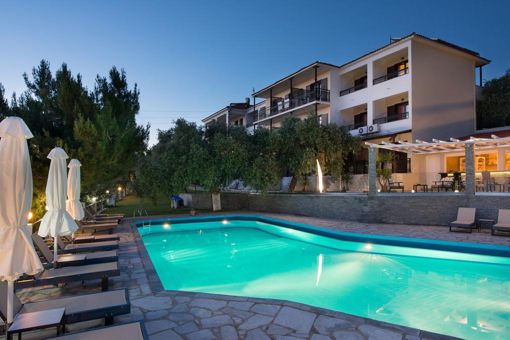 Септември на о. Тасос, Гърция! Нощувка на човек със закуска и вечеря + басейн в хотел Хотел Natassa***, Скала Потамия - Снимка 15