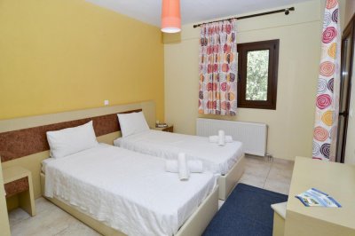 Moonbeam Hotel - Снимка 6