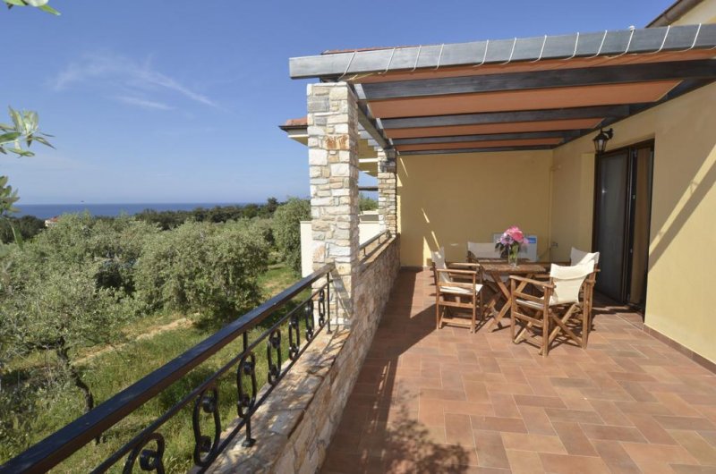 Moonbeam Hotel - Снимка 3