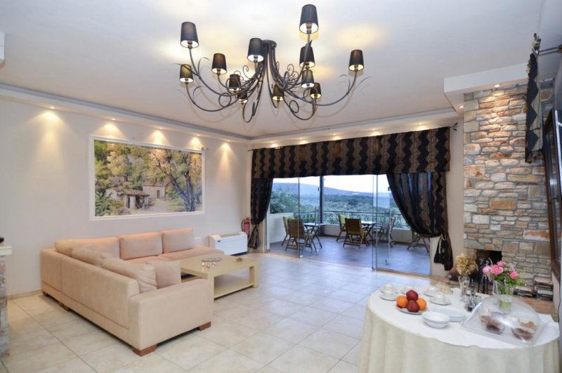 Moonbeam Hotel - Снимка 9