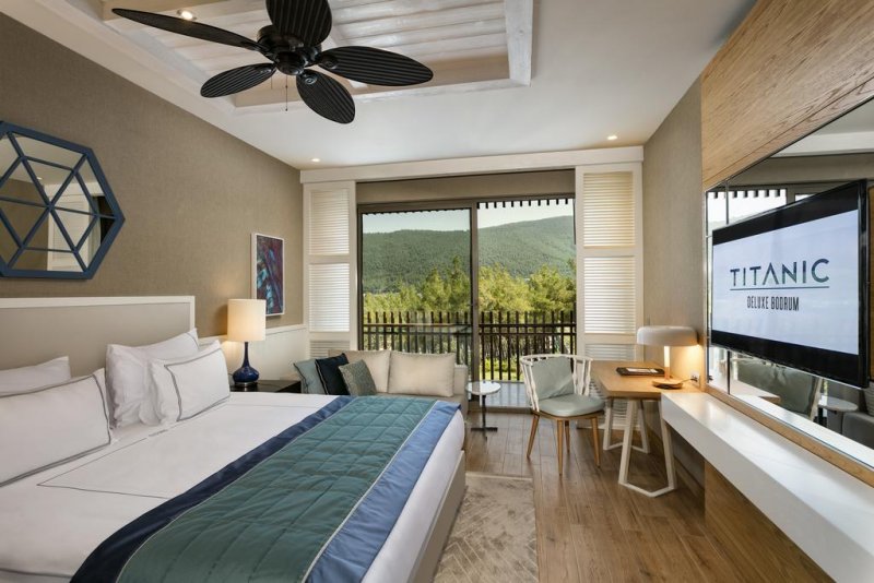 Titanic Deluxe Bodrum - Снимка 5