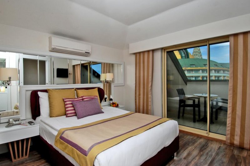 Delphin Diva Premiere - Снимка 8