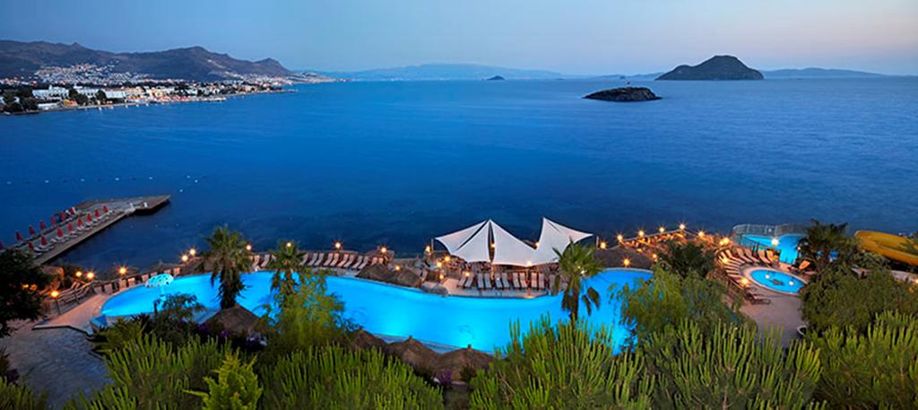 Майски празници в хотел Kadikale Resort & SPA 5* Бодрум! 5 нощувки на човек на база All Inclusive + 2 басейна и аквапарк на метри от морето - Снимка 35