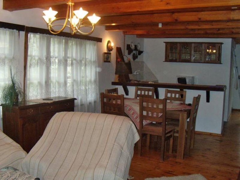 Аджи Генчовата къща с кладенеца - Снимка 11