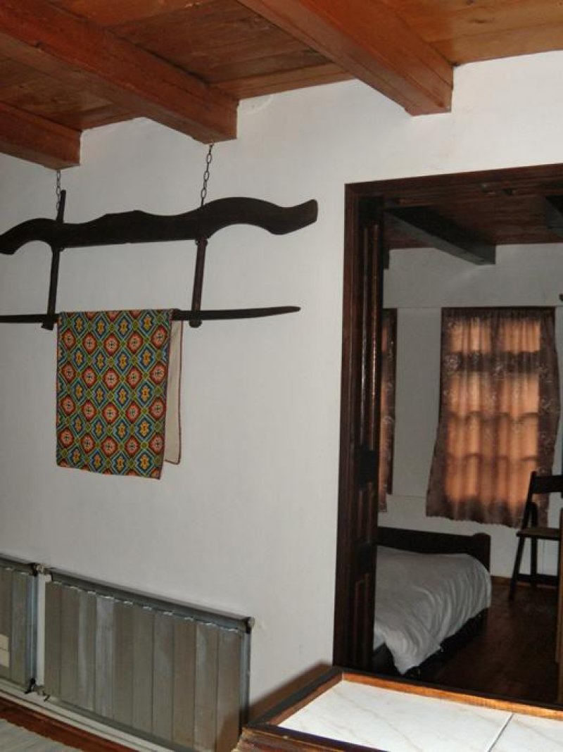 Аджи Генчовата къща с кладенеца - Снимка 5